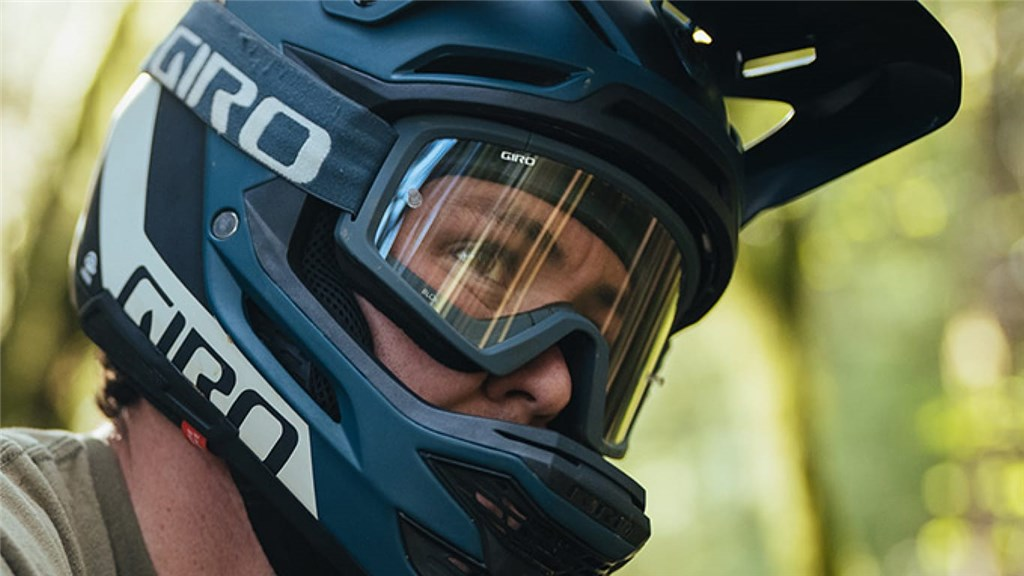 Giro Insurgent Spherical MIPS Vollvisier Helm in BLAU