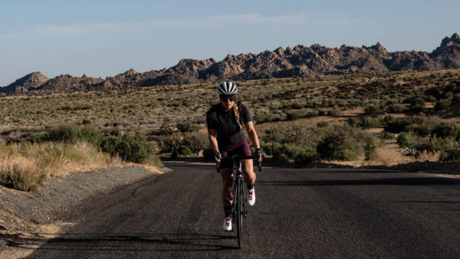 Giro W Strada Massa S Gel Velohandschuhe kurz in SCHWARZ