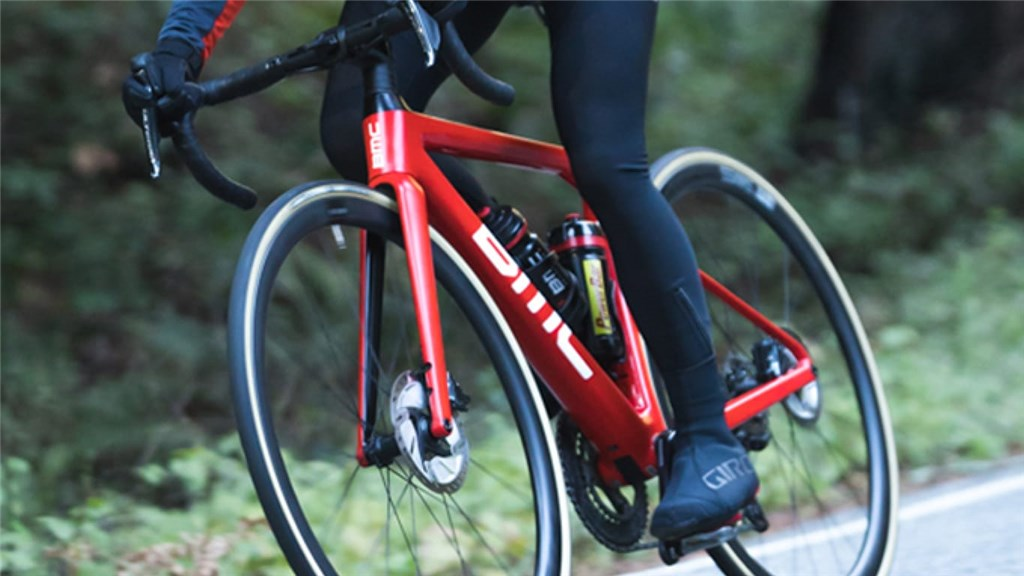 Giro W Chrono Expert Halter Thermal Bib Tight Rennvelohose in SCHWARZ