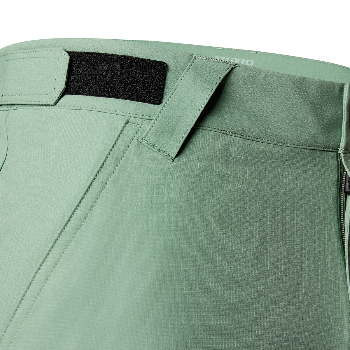 Giro M Arc Short Velohose in GRÜN