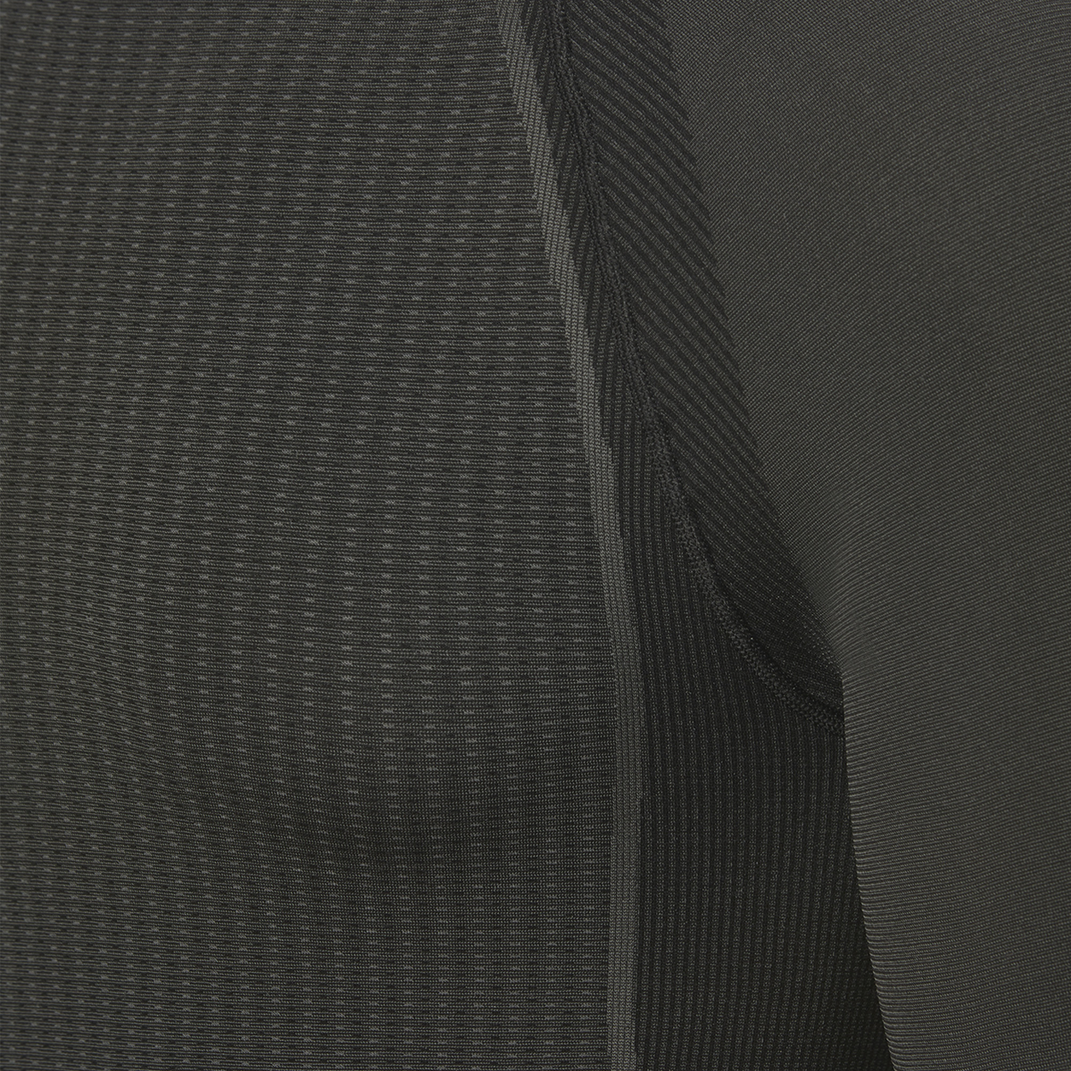 Giro M Chrono SS Base Layer Funktionsshirt in SCHWARZ