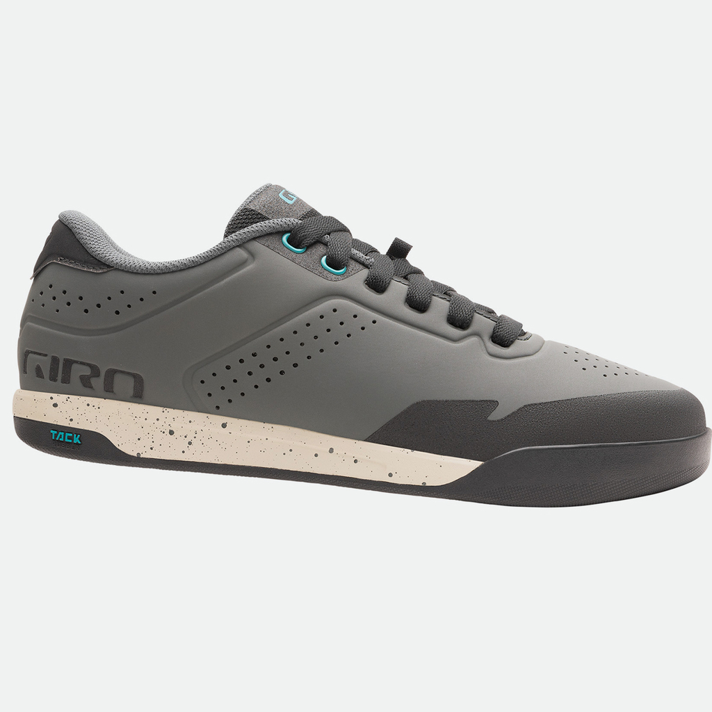 Giro Latch W Flatpedal Schuhe in GRAU