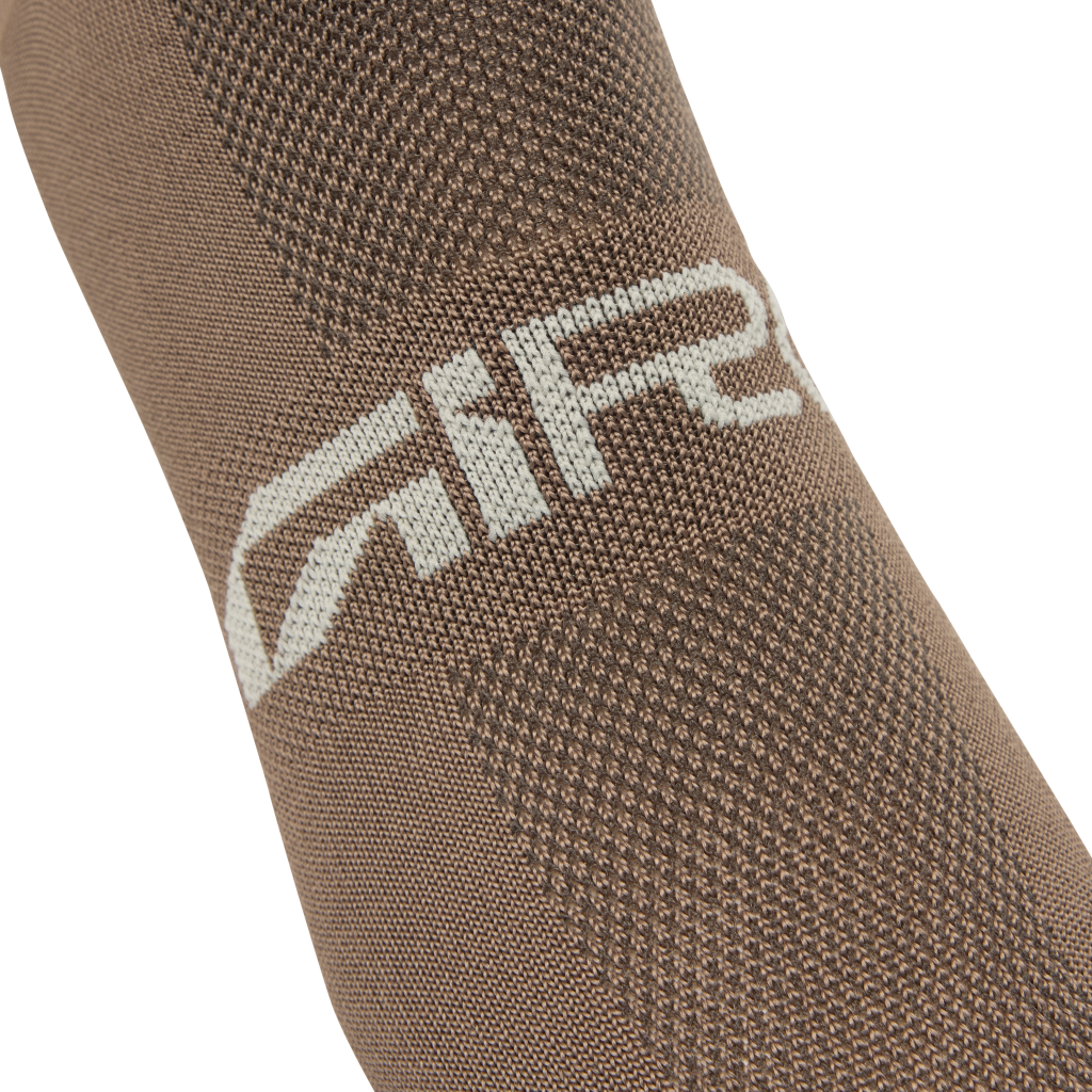 Giro Comp Racer High Socken in GRAU