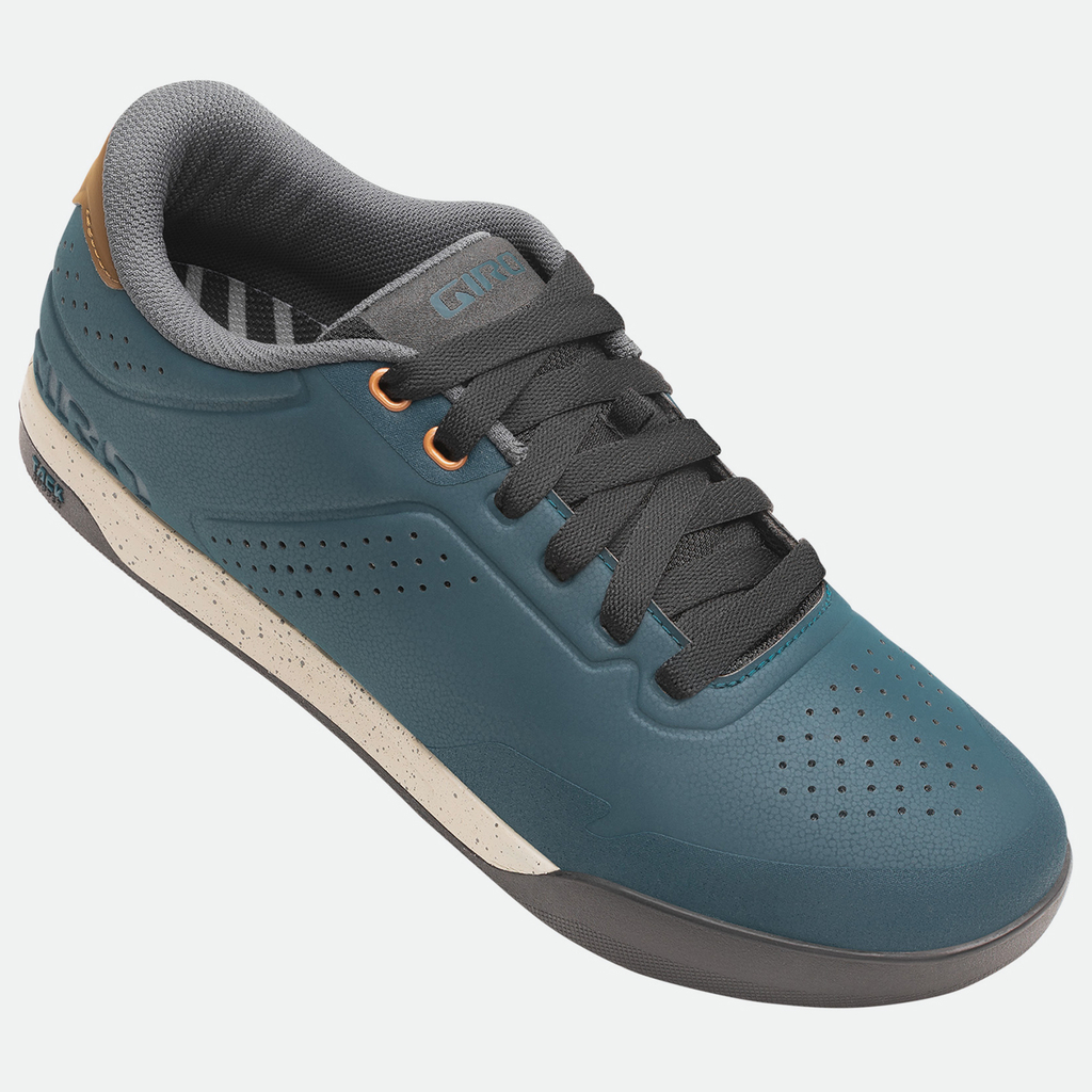 Giro Latch W Flatpedal Schuhe in BLAU