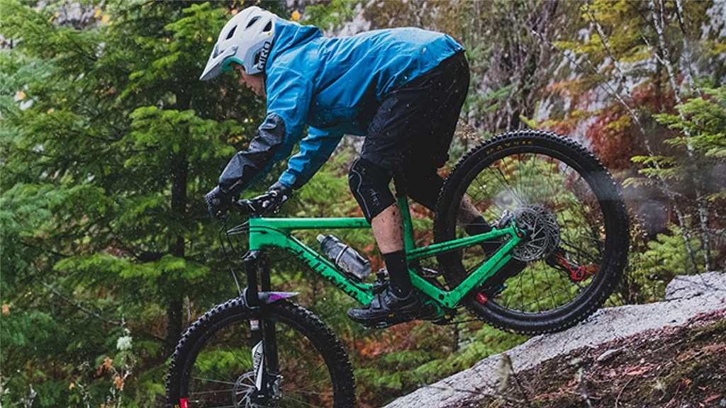 Giro Xnetic W Trail Velohandschuhe lang in GRAU