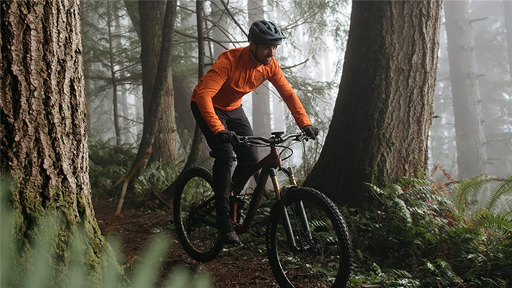 Giro M Cascade Stow Jacket Windjacke in GRÜN