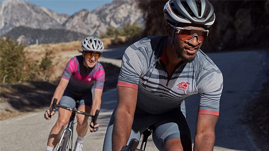 Giro M Chrono Expert Jersey Trikot kurzarm in SCHWARZ