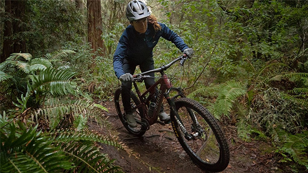 Giro W Stow H2O Jacket in SCHWARZ