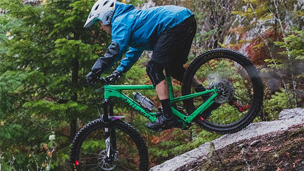 Giro Cascade Winterhandschuhe in SCHWARZ