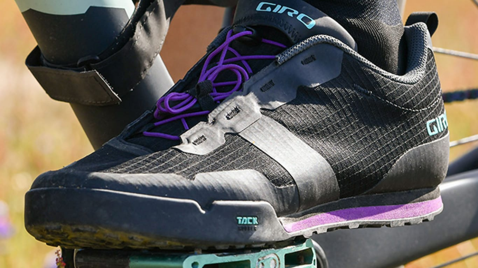 Giro Tracker W FL Flatpedal Schuhe in BLAU