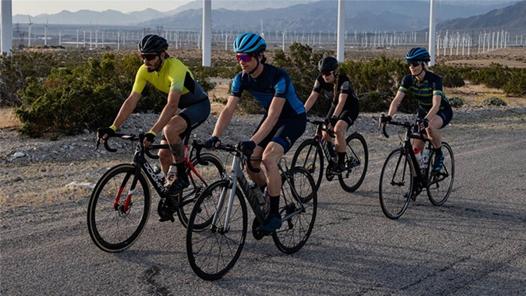Giro W Monica II Velohandschuhe kurz in SCHWARZ