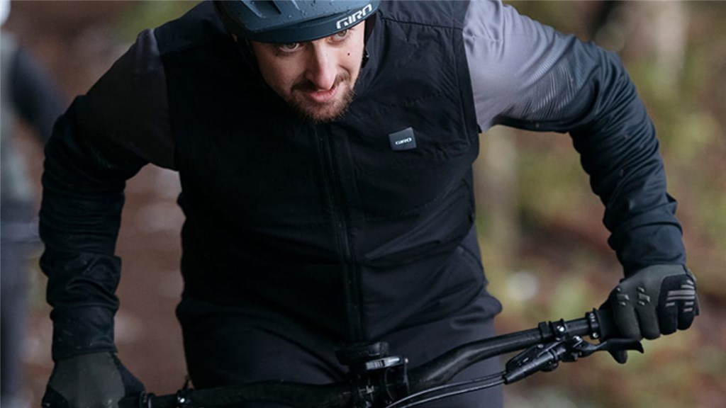 Giro M Cascade Insulated Vest Thermoweste in GRÜN